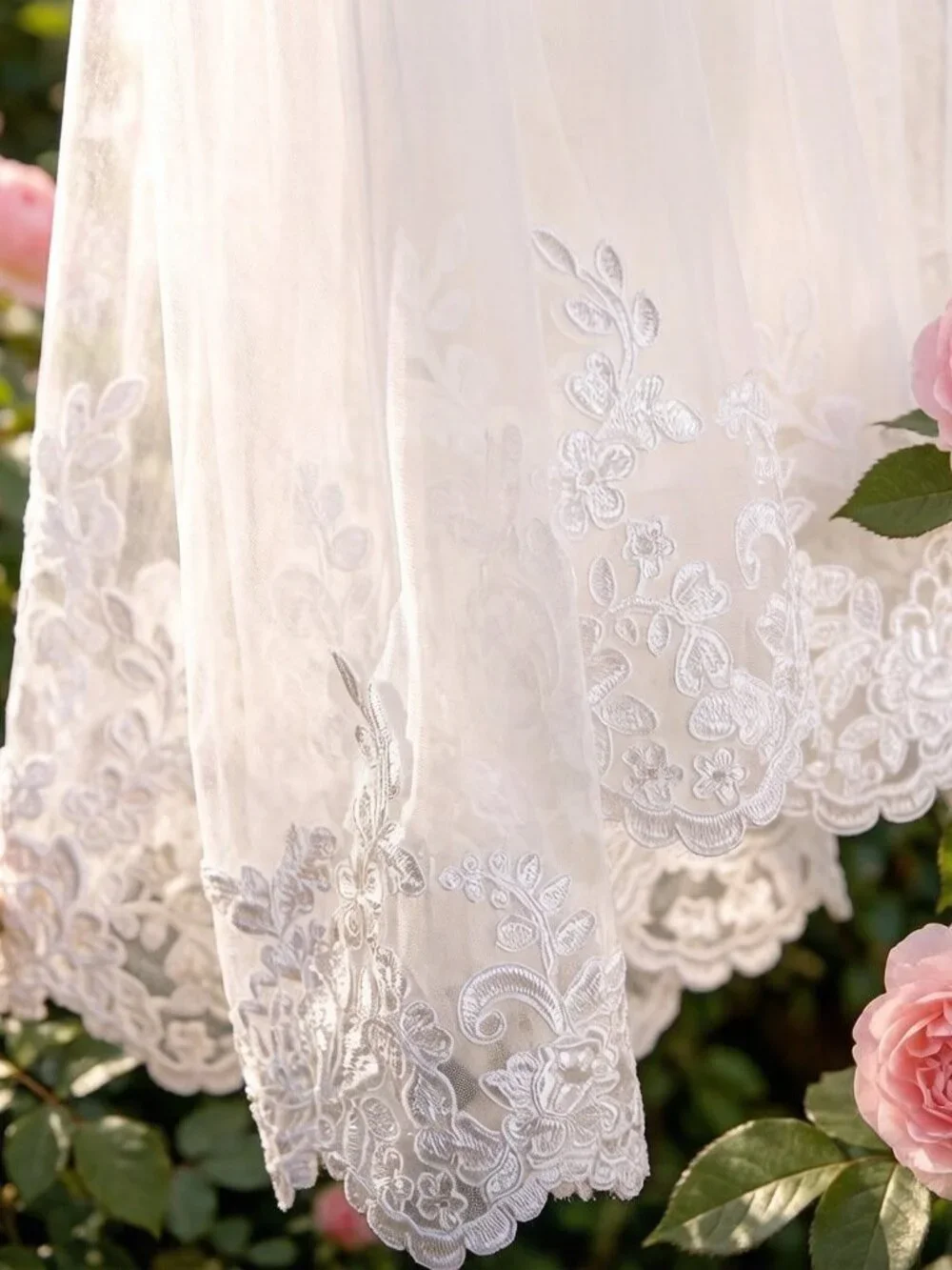 New Royal Cathedral Lace Trim Veil 2 Tier 138